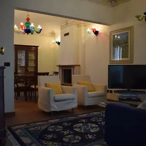 appartamento-via-mazzini-16.hotels-perugia.com/